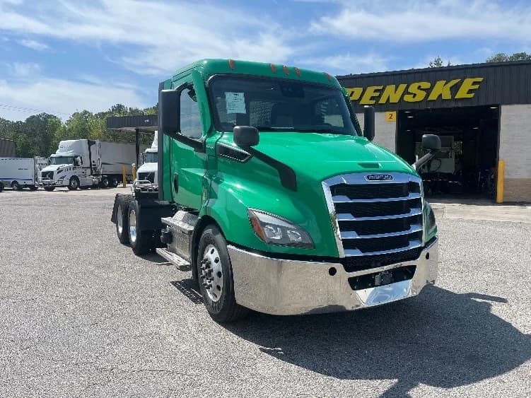 2022 Freightliner Cascadia