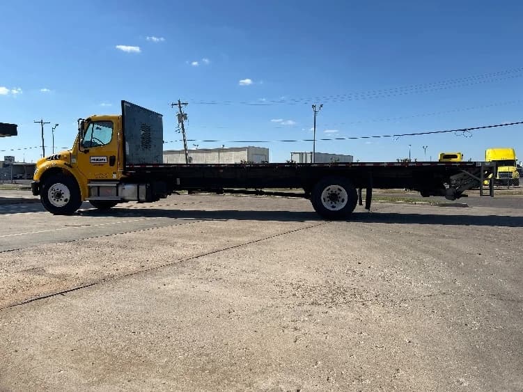 2022 Freightliner M2 106 in Tulsa, OK — photo 4
