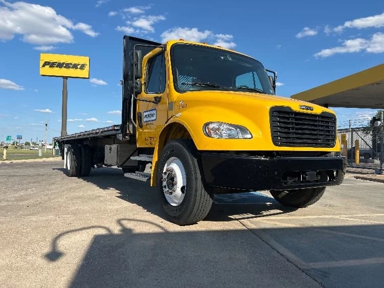 2022 Freightliner M2 106
