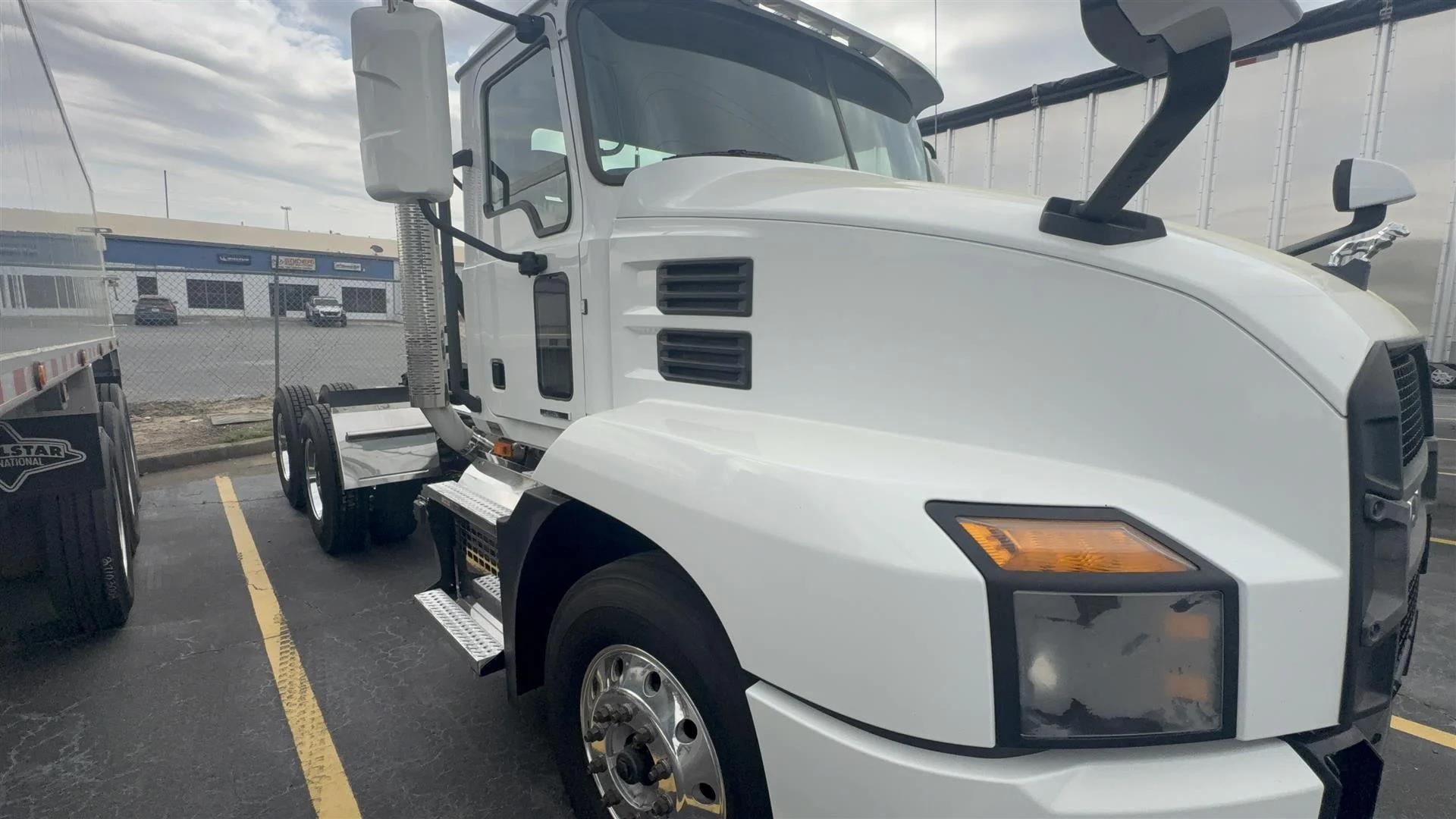 2022 Mack Anthem in Macon, GA — photo 2