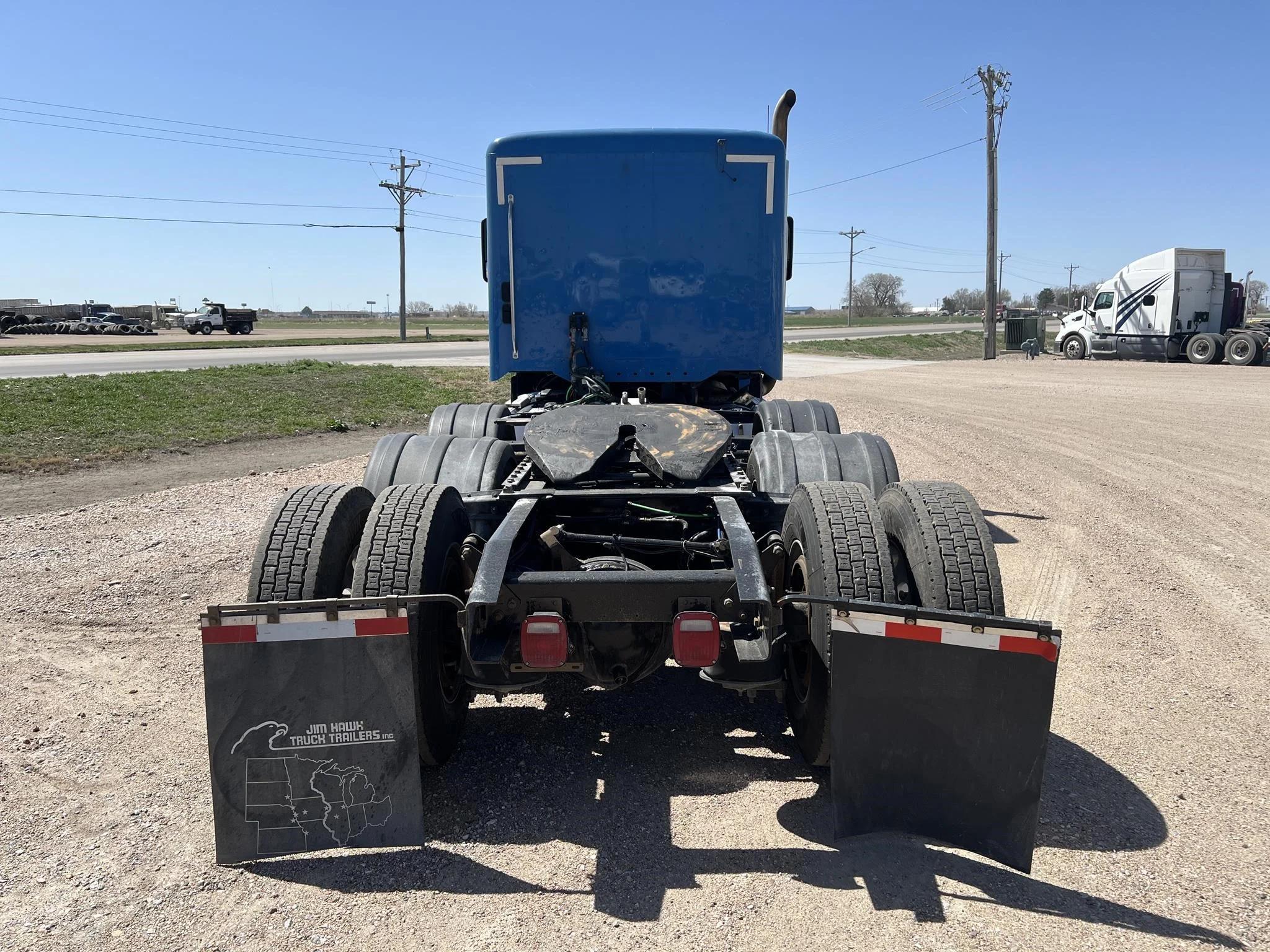 2020 Freightliner 122SD — photo 4
