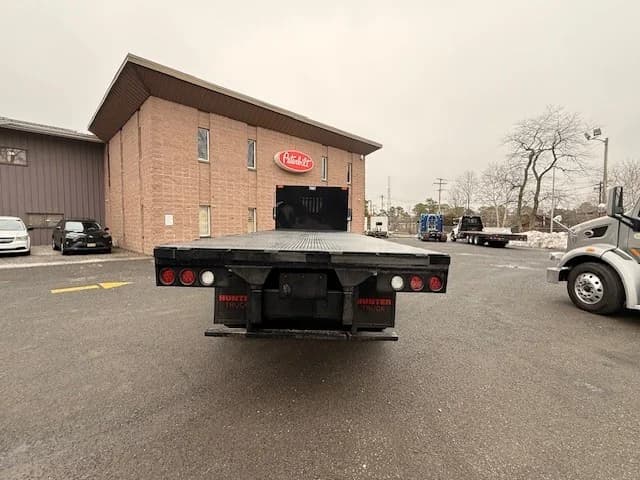 2025 Peterbilt 548 in CLARKSBURG, WV — photo 5