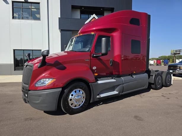 2023 International LT