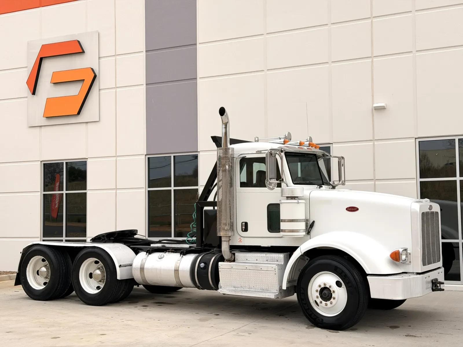 2013 Peterbilt 367
