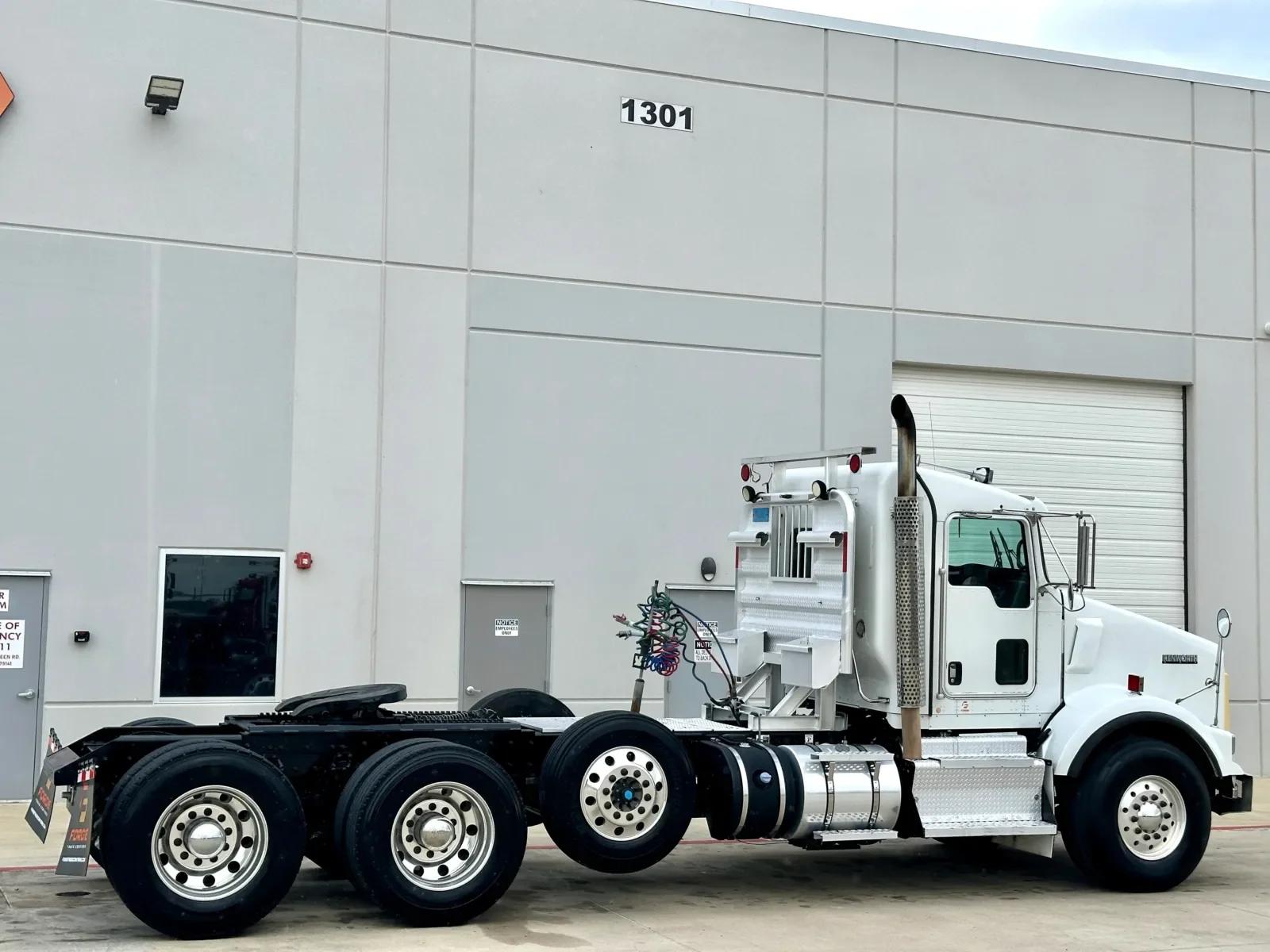 2014 Kenworth T800 in Hutchins, TX — photo 5