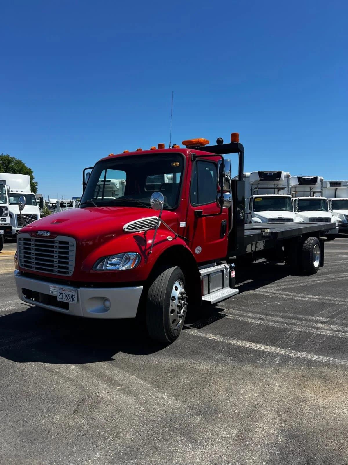 2019 Freightliner M2 106