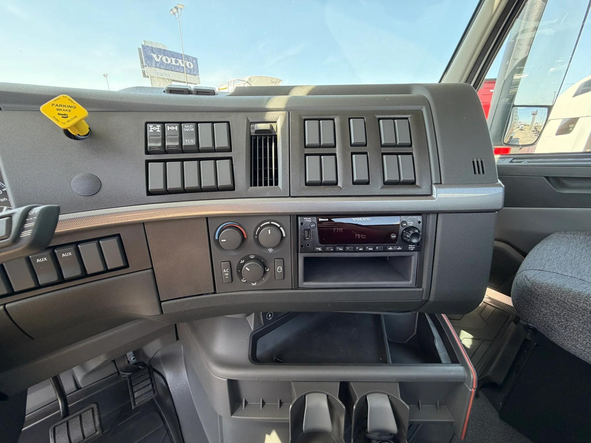 2026 Volvo in Fort Worth, TX — photo 10