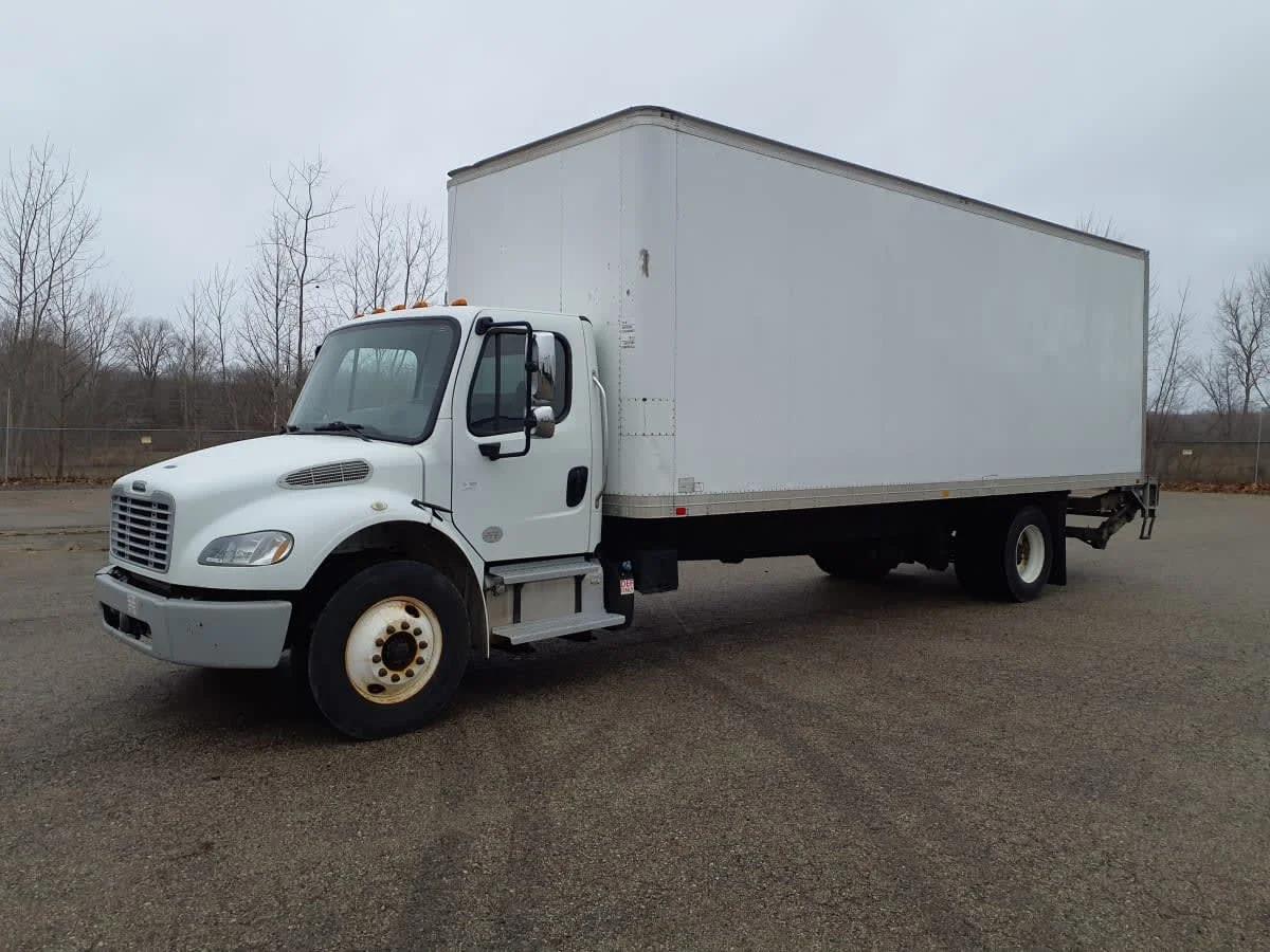 2018 Freightliner M2 106