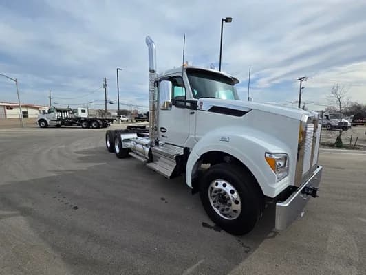 2026 Kenworth T880 in Fort Worth, TX