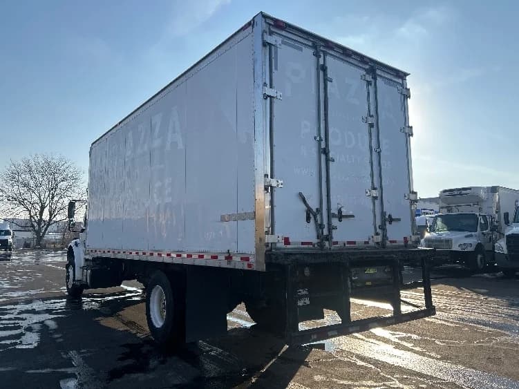 2019 Freightliner M2 106 in Indianapolis, IN — photo 6