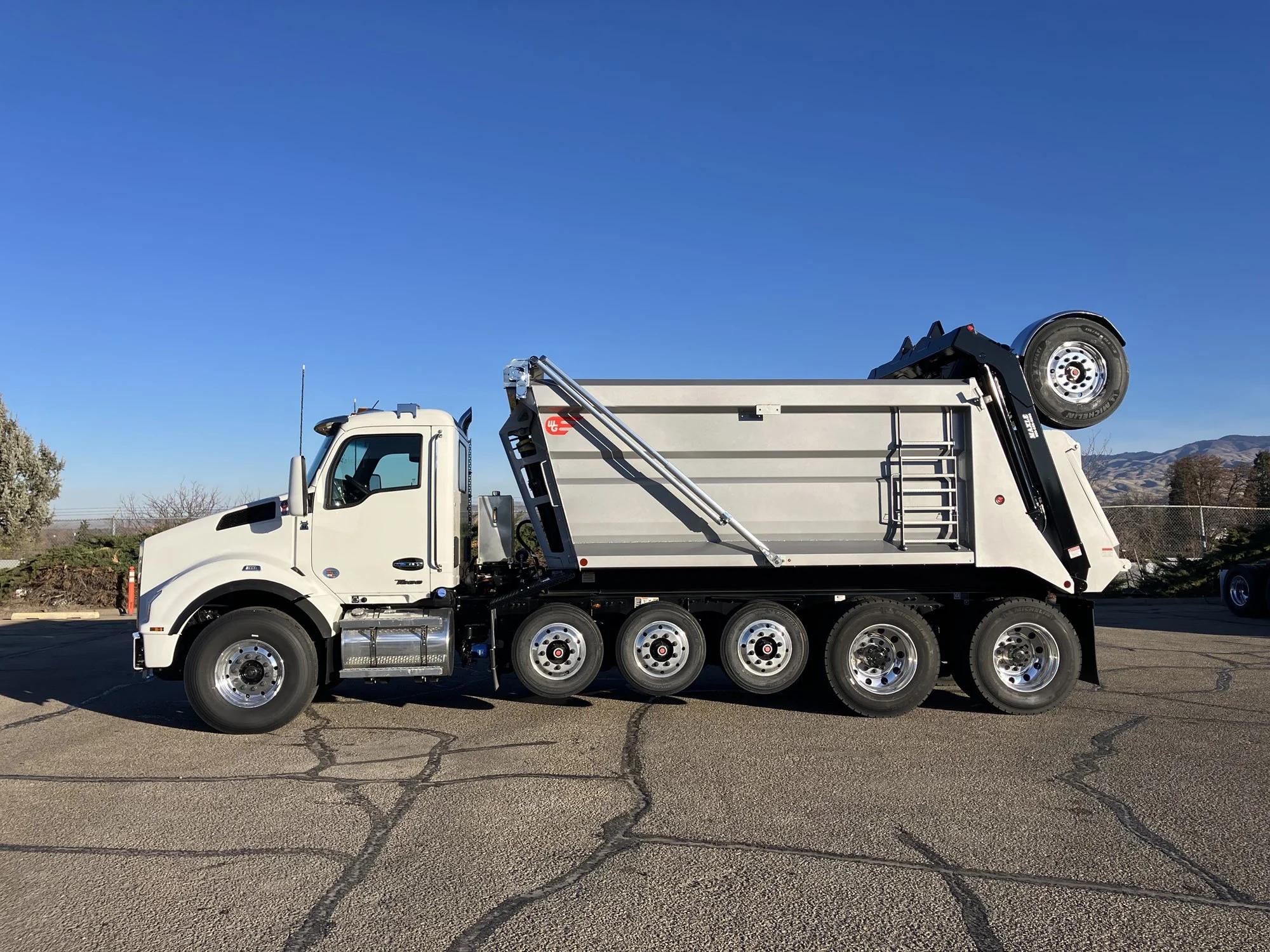 2026 Kenworth T880