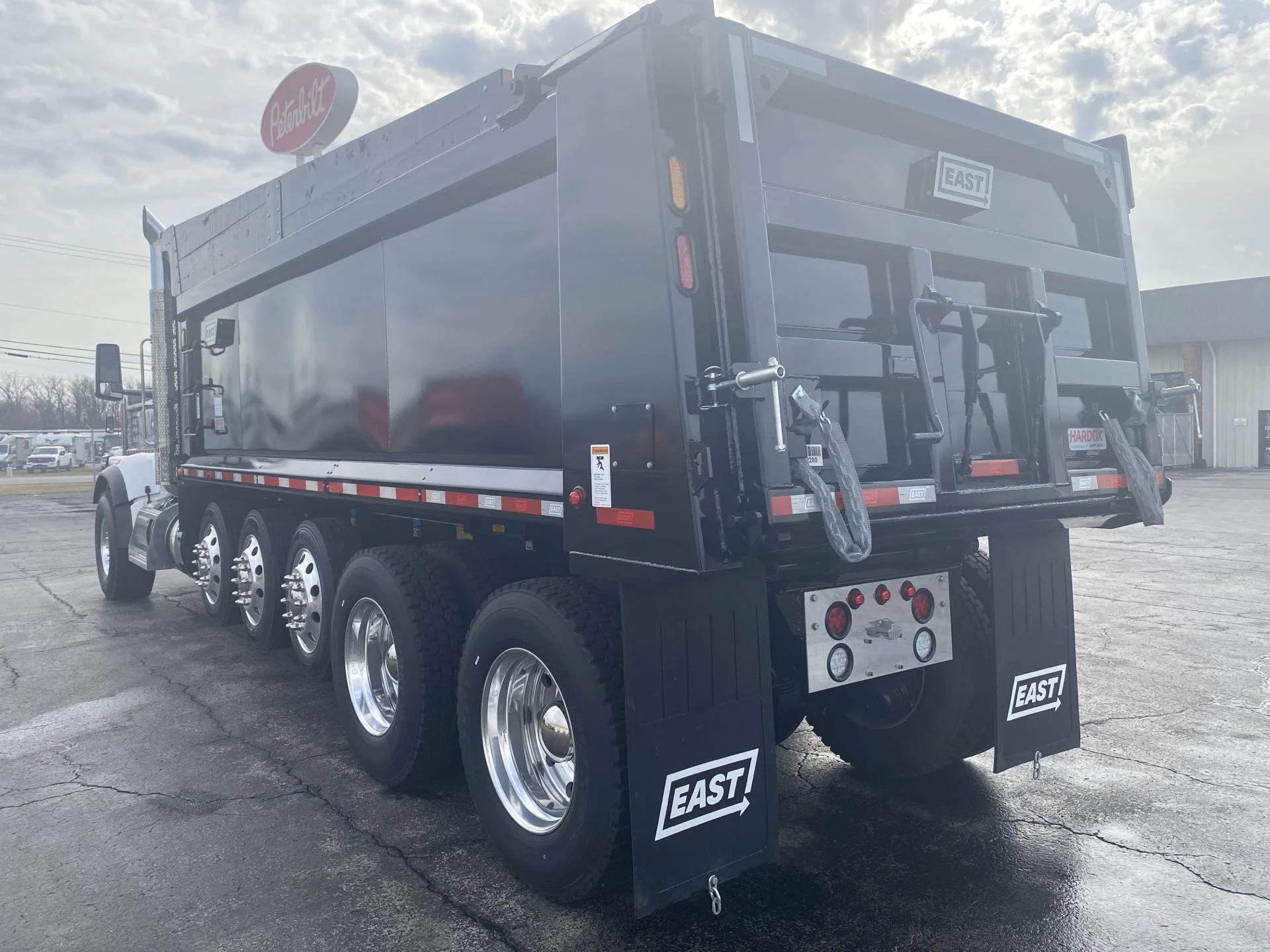 2027 Peterbilt 567 in Findlay, OH — photo 5