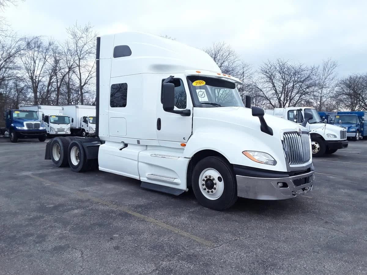 2020 International LT in Hilliard, OH — photo 3