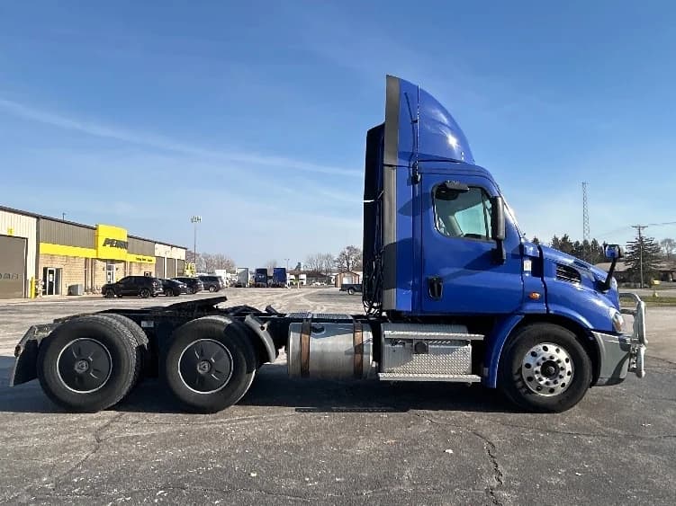 2020 Freightliner in Elkhart, IN — photo 8