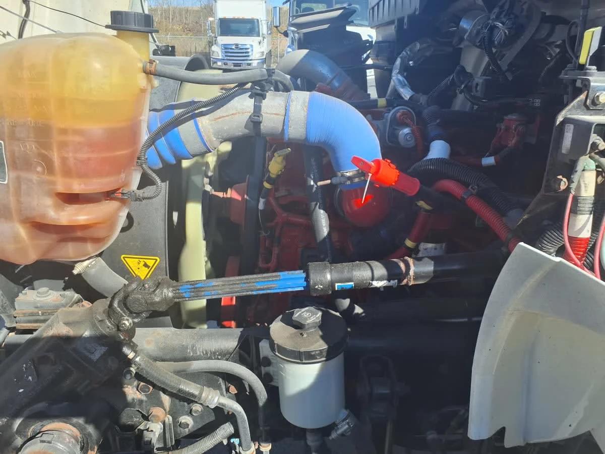 2019 International 4300 in Taylor, MI — photo 10
