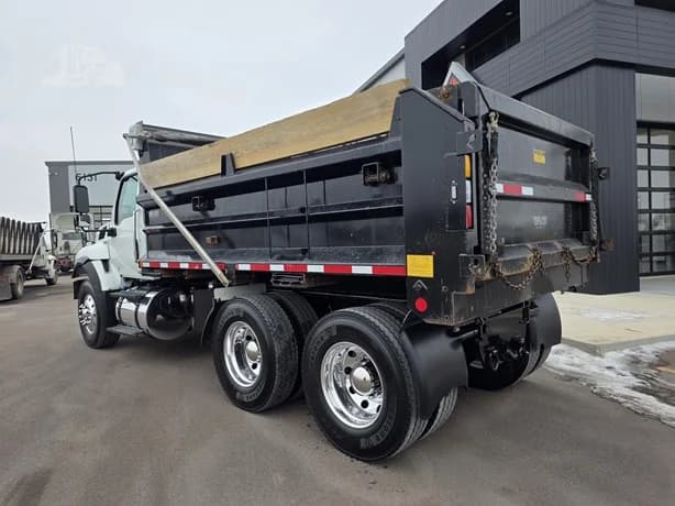2020 International HV in MN — photo 3