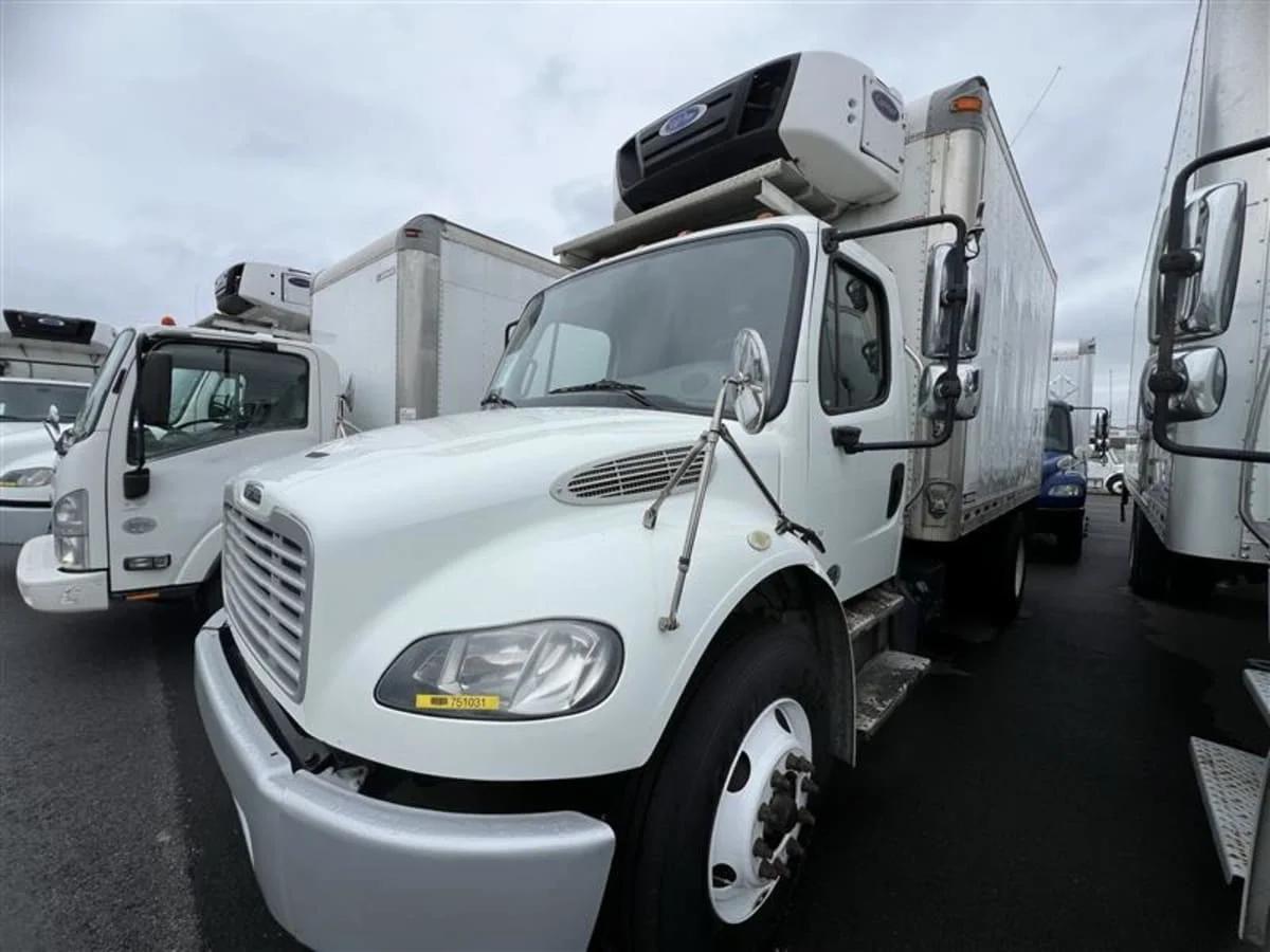 2018 Freightliner M2 106