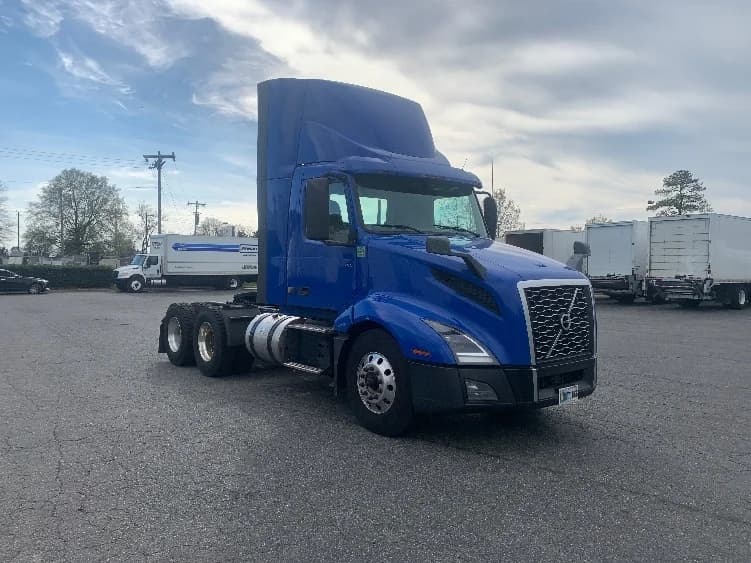 2020 Volvo VNL 300