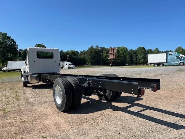 2026 Hino L6 in HICKORY, NC — photo 3
