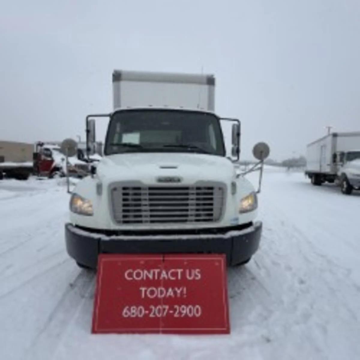 2023 Freightliner M2 106 in Syracuse, NY — photo 2