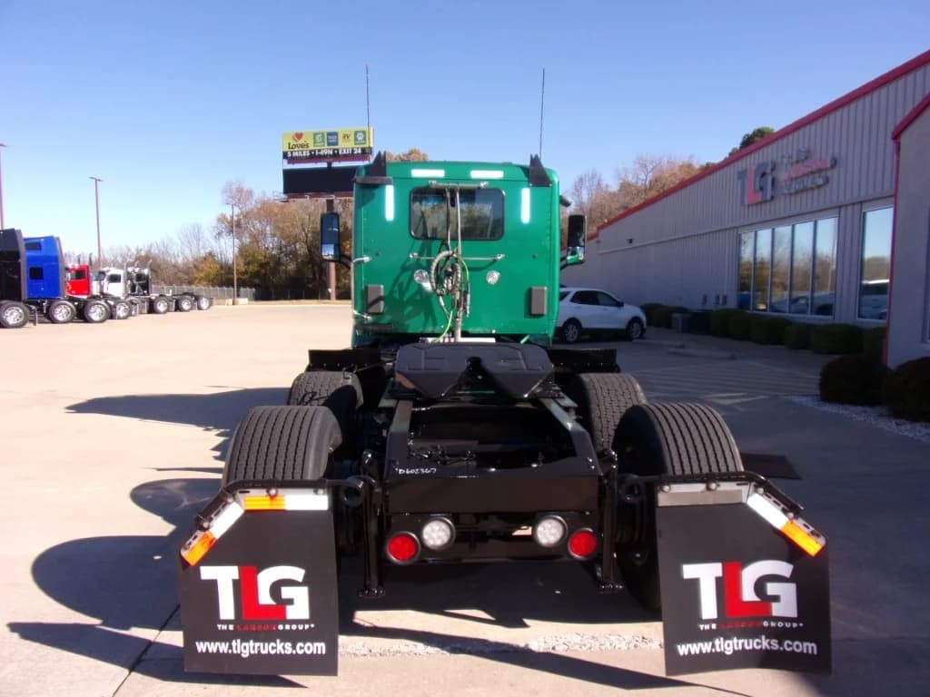 2020 Peterbilt 579 in Lowell, AR — photo 7