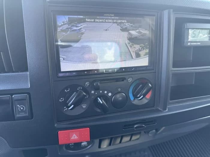 2025 Isuzu NRR in Whittier, CA — photo 21