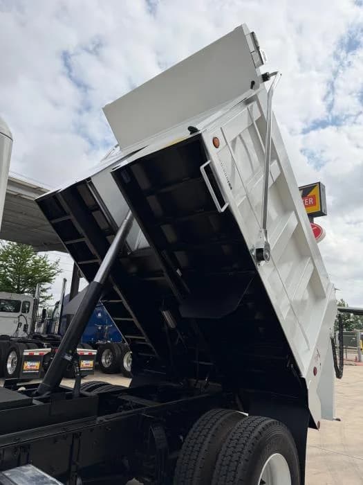 2026 Peterbilt 536 in San Antonio, TX — photo 22