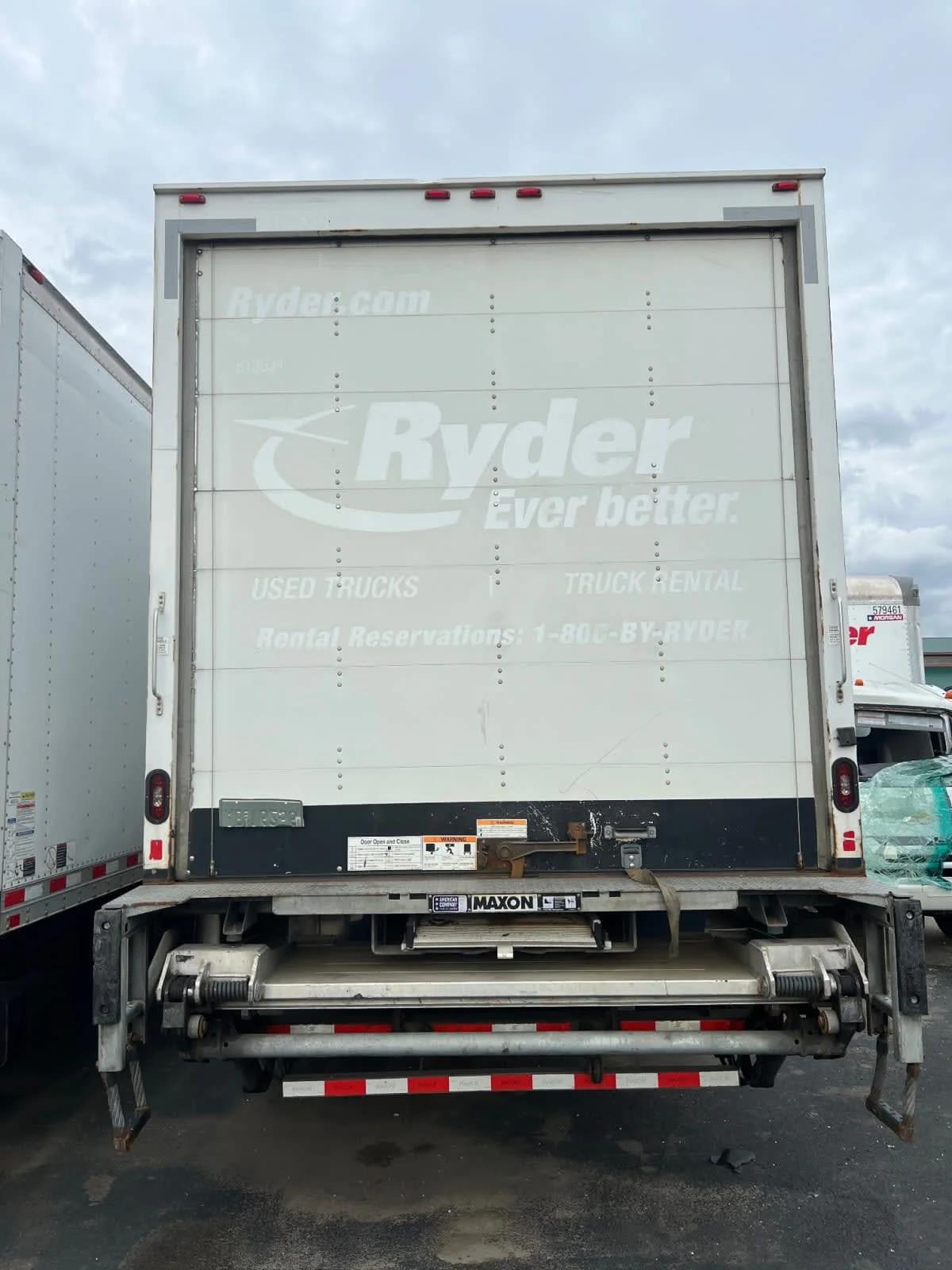 2019 International 4300 in Springfield, MA — photo 6