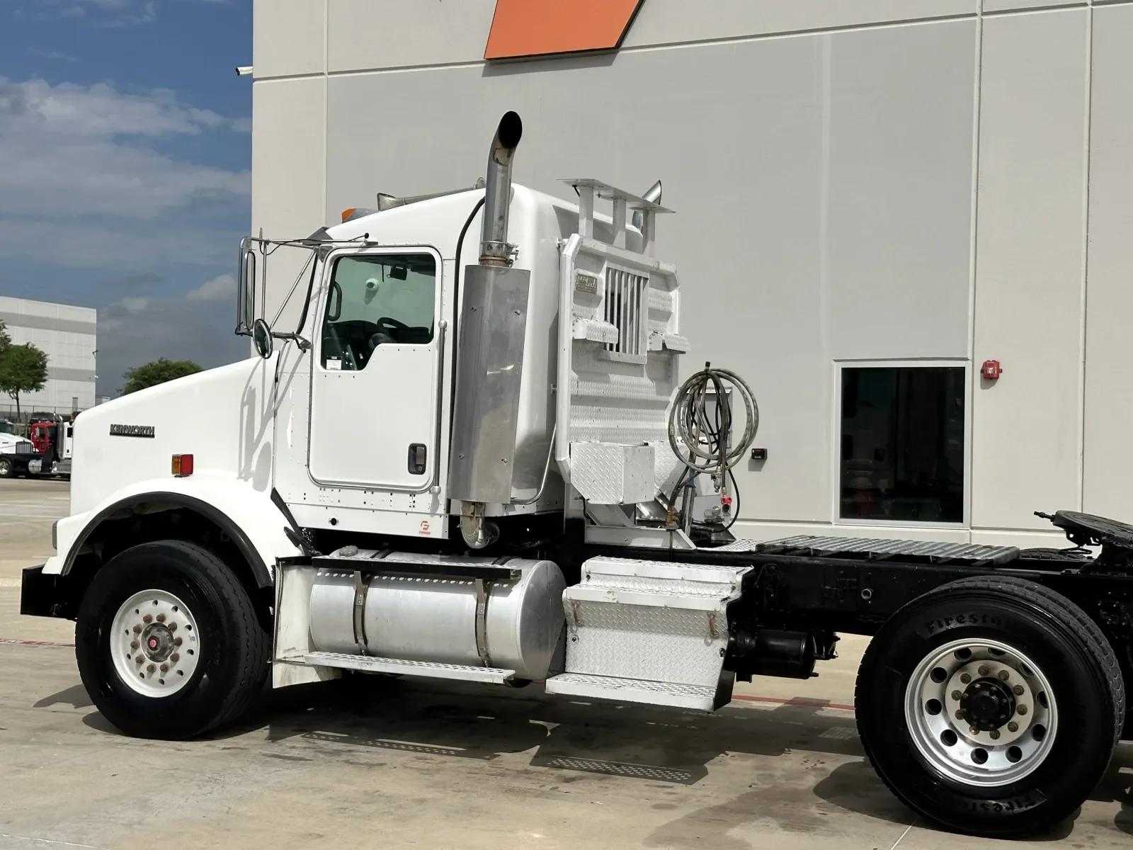 2007 Kenworth T800 in Hutchins, TX — photo 8