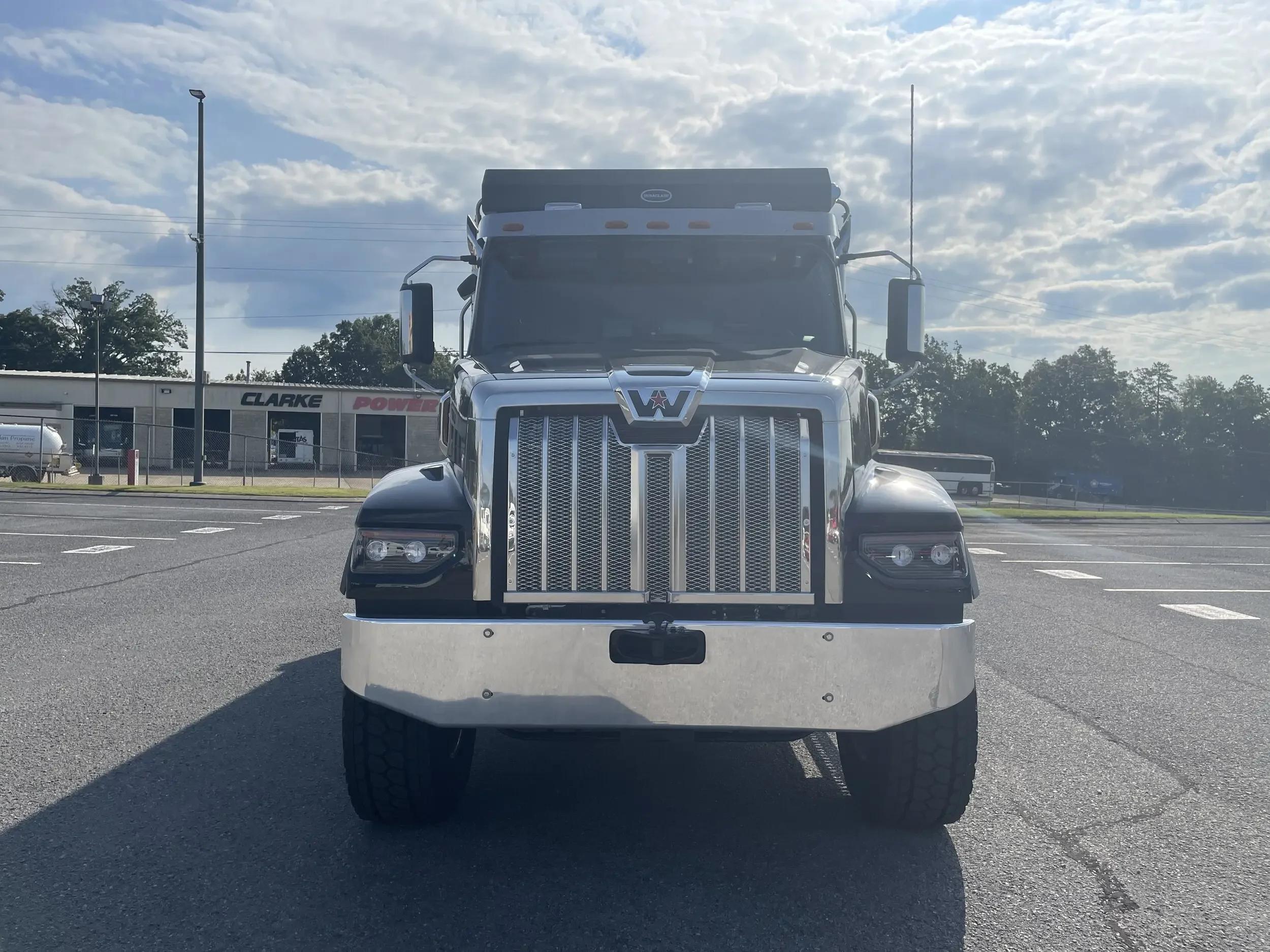 2026 Western Star 49X in Chattanooga, TN — photo 2