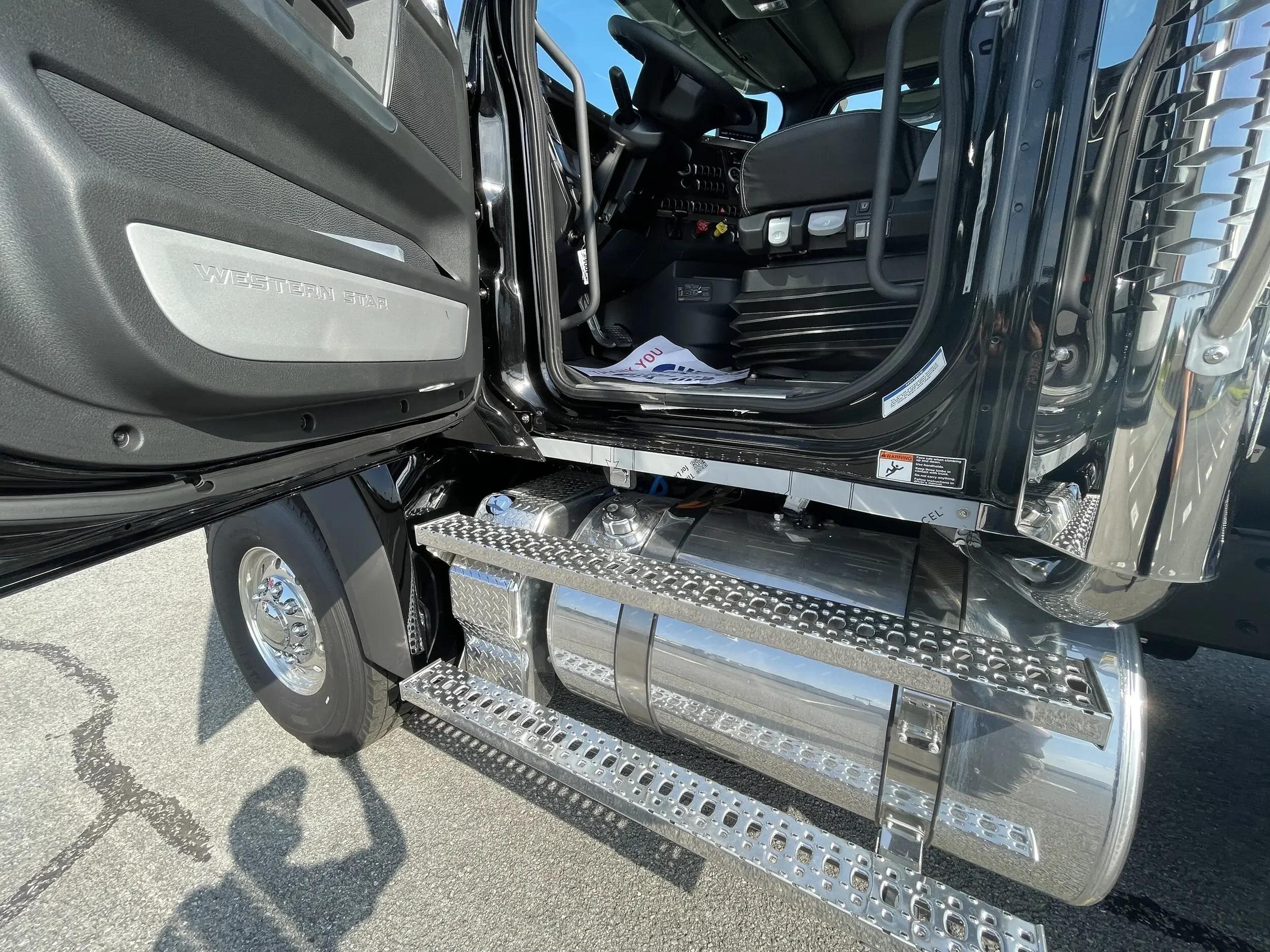 2026 Western Star 49X in Chattanooga, TN — photo 14