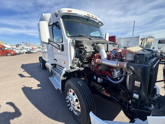 2022 Peterbilt 579 in Phoenix, AZ — photo 8