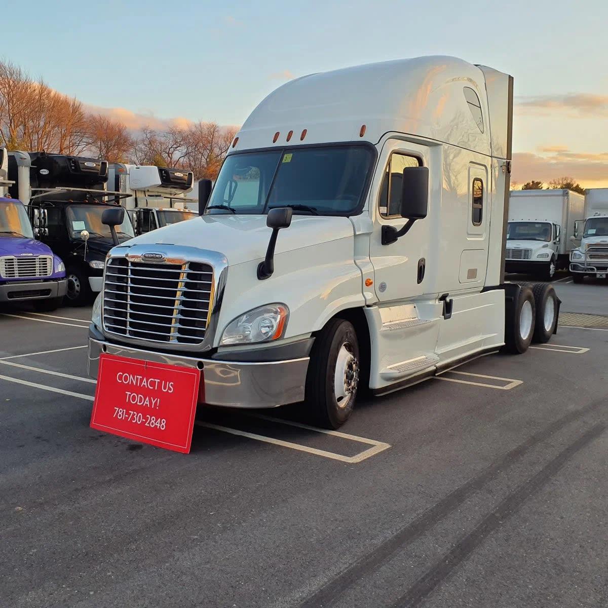 2020 Freightliner Cascadia