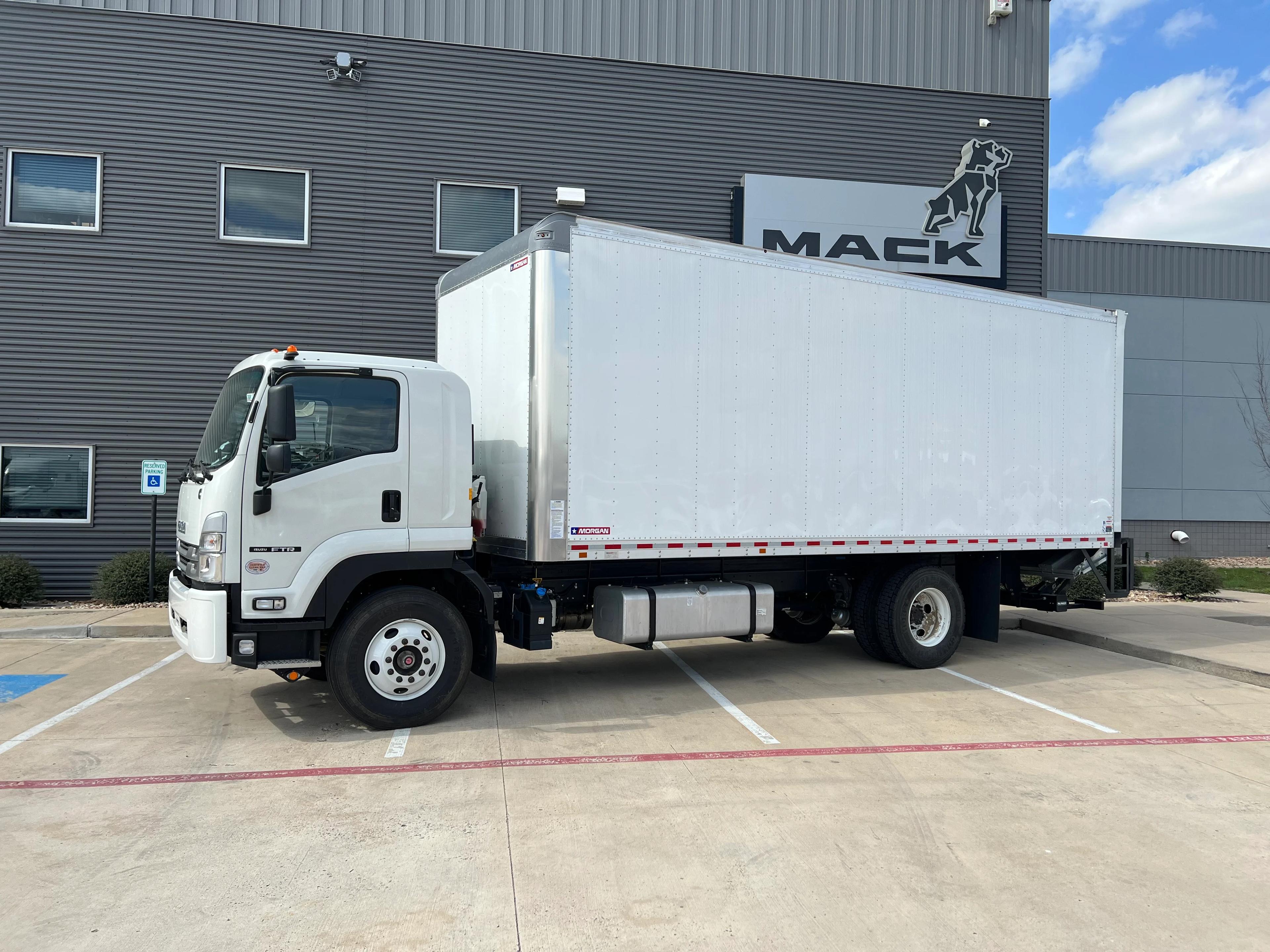 2025 Isuzu FTR in HOUSTON, TX