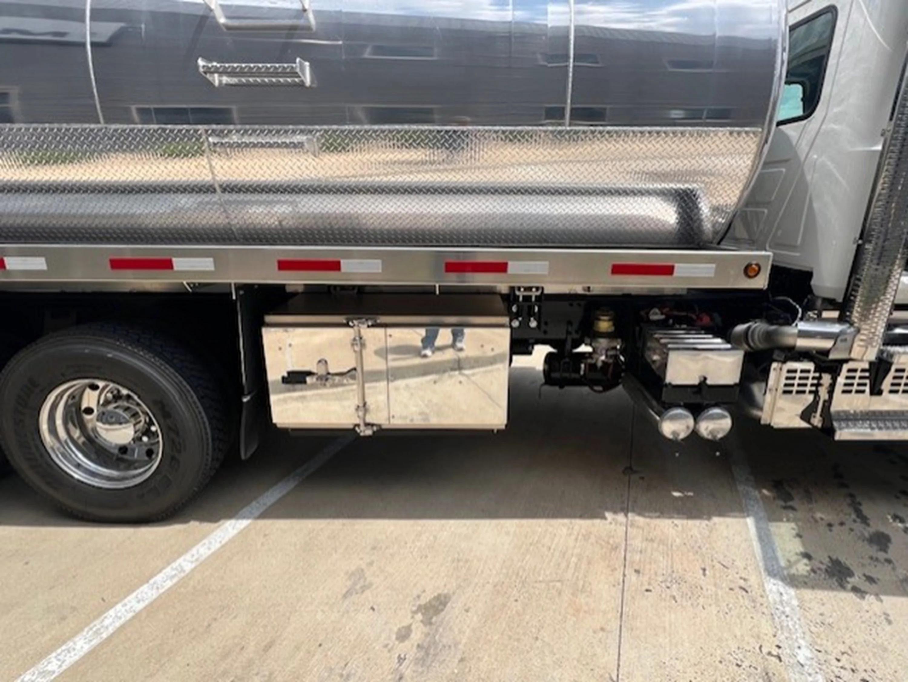 2026 Mack in HOUSTON, TX — photo 4