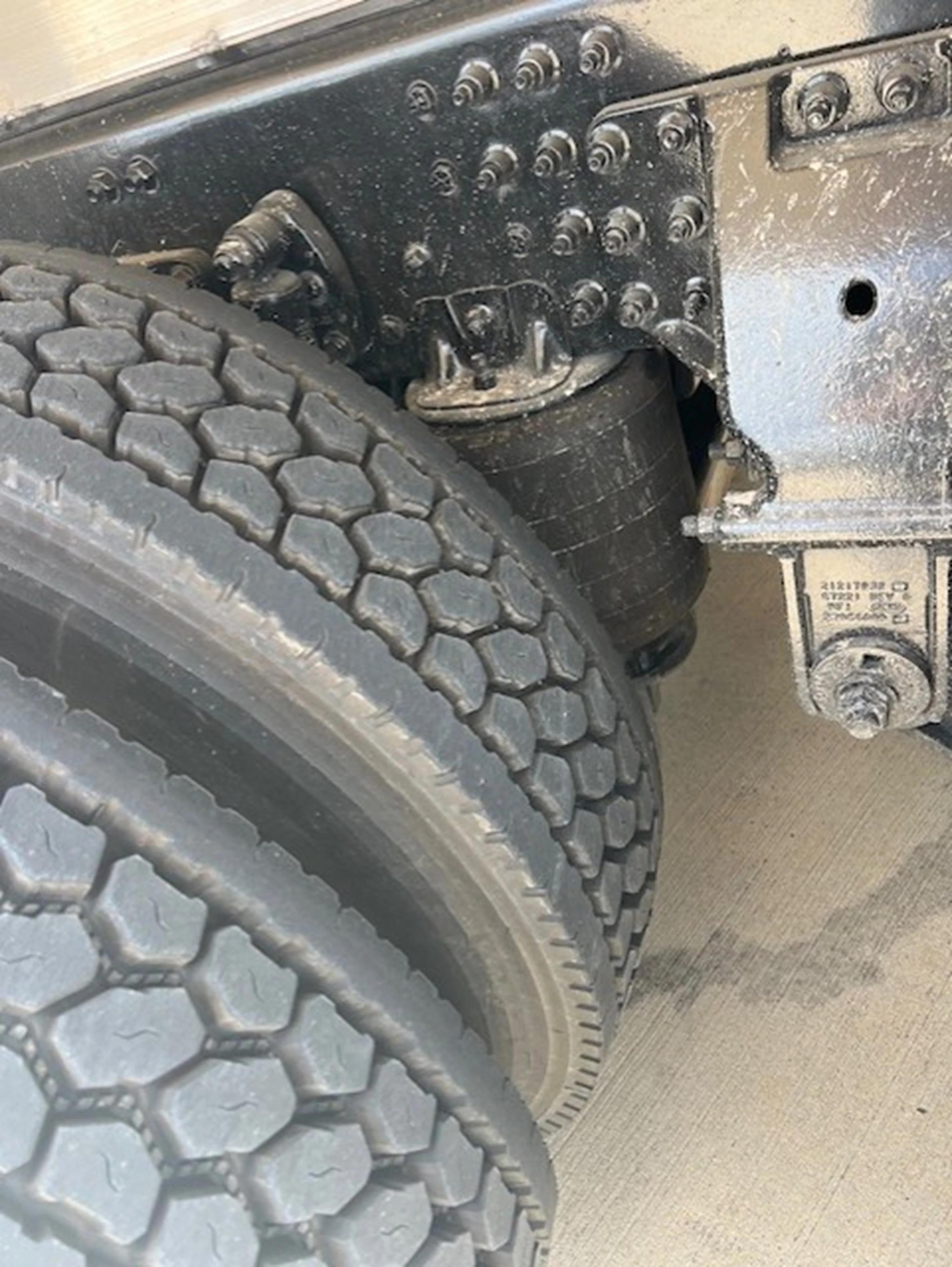 2026 Mack in HOUSTON, TX — photo 12