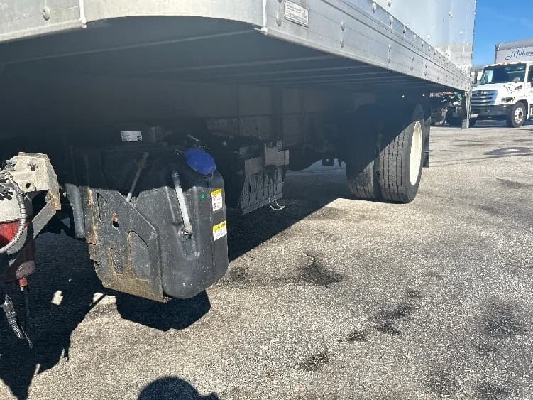 2022 Isuzu NRR in New Bedford, MA — photo 5