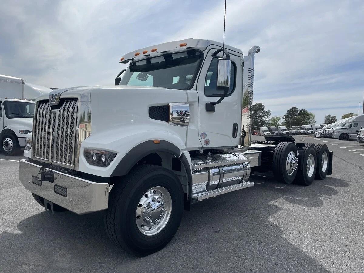 2027 Western Star 49X