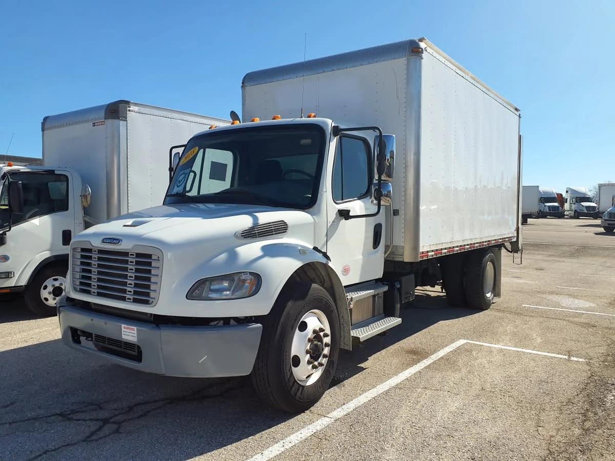 2018 Freightliner M2 106