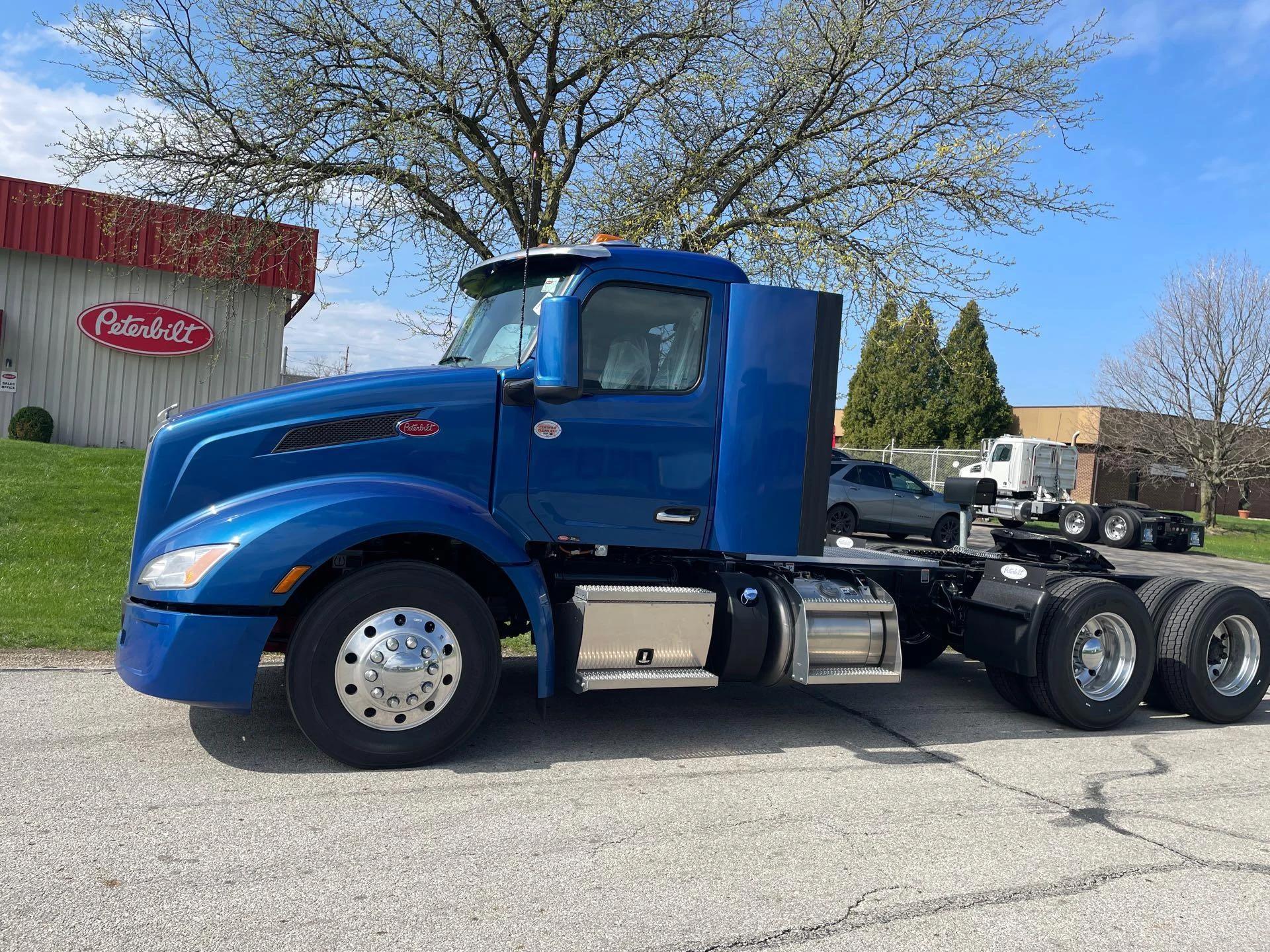 2027 Peterbilt 579 in Columbus, OH