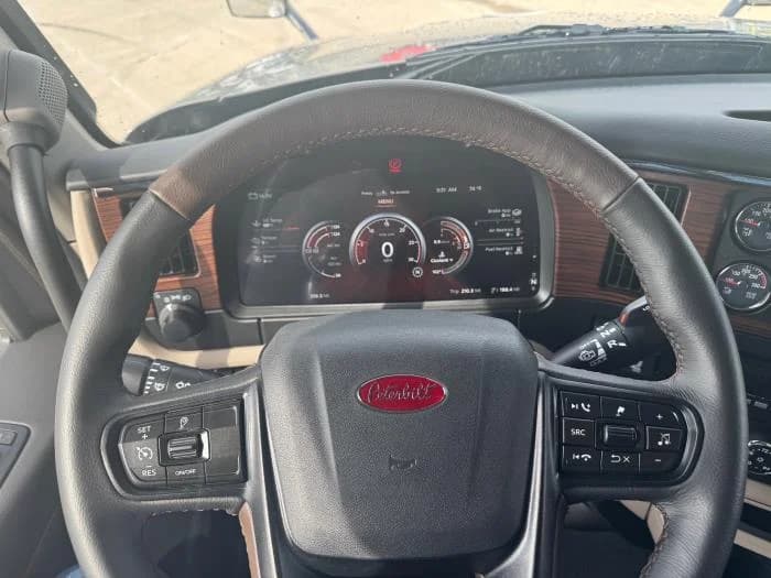 2026 Peterbilt 579 in Oklahoma City, OK — photo 15
