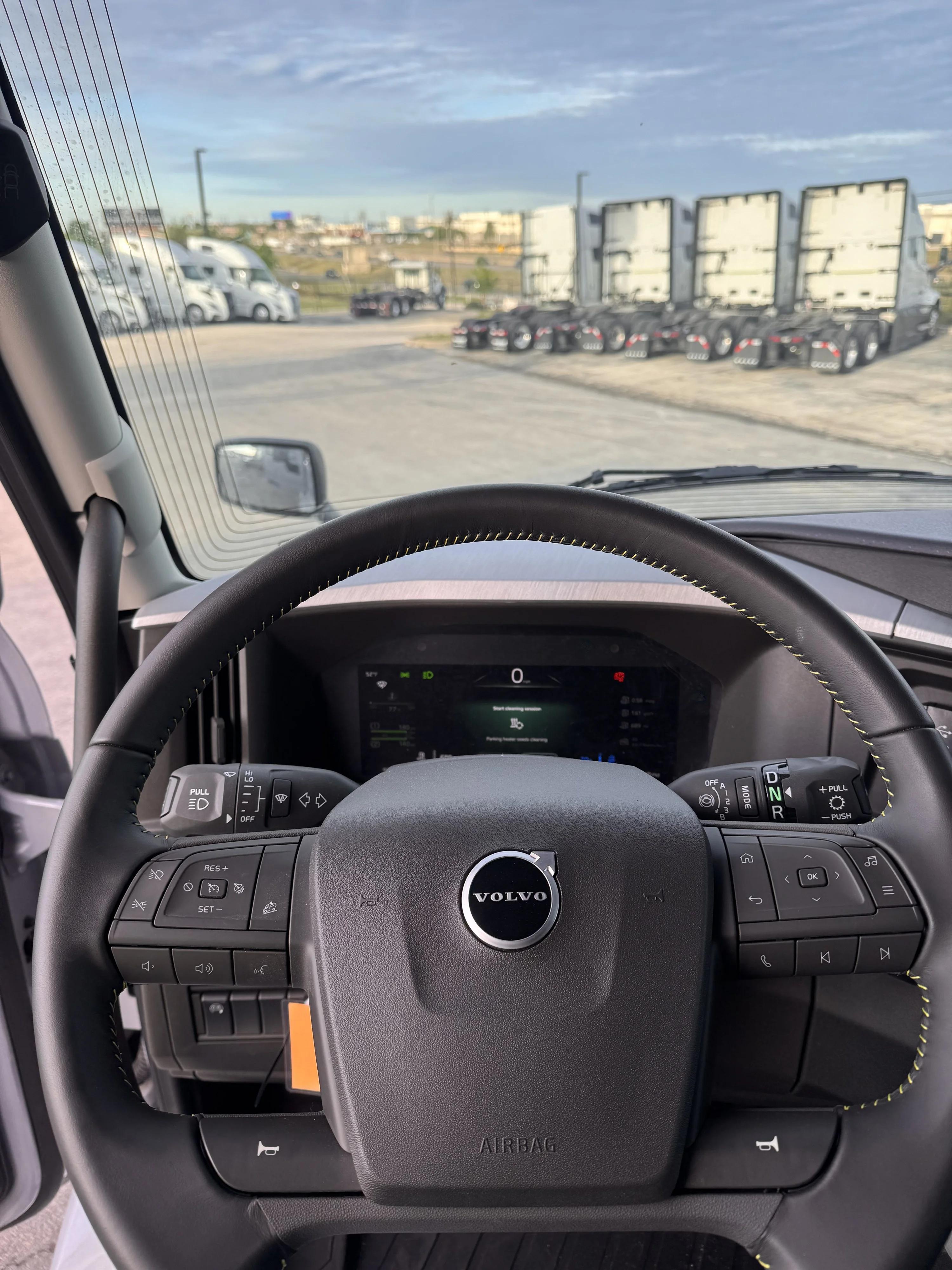 2026 Volvo in AUSTIN, TX — photo 11