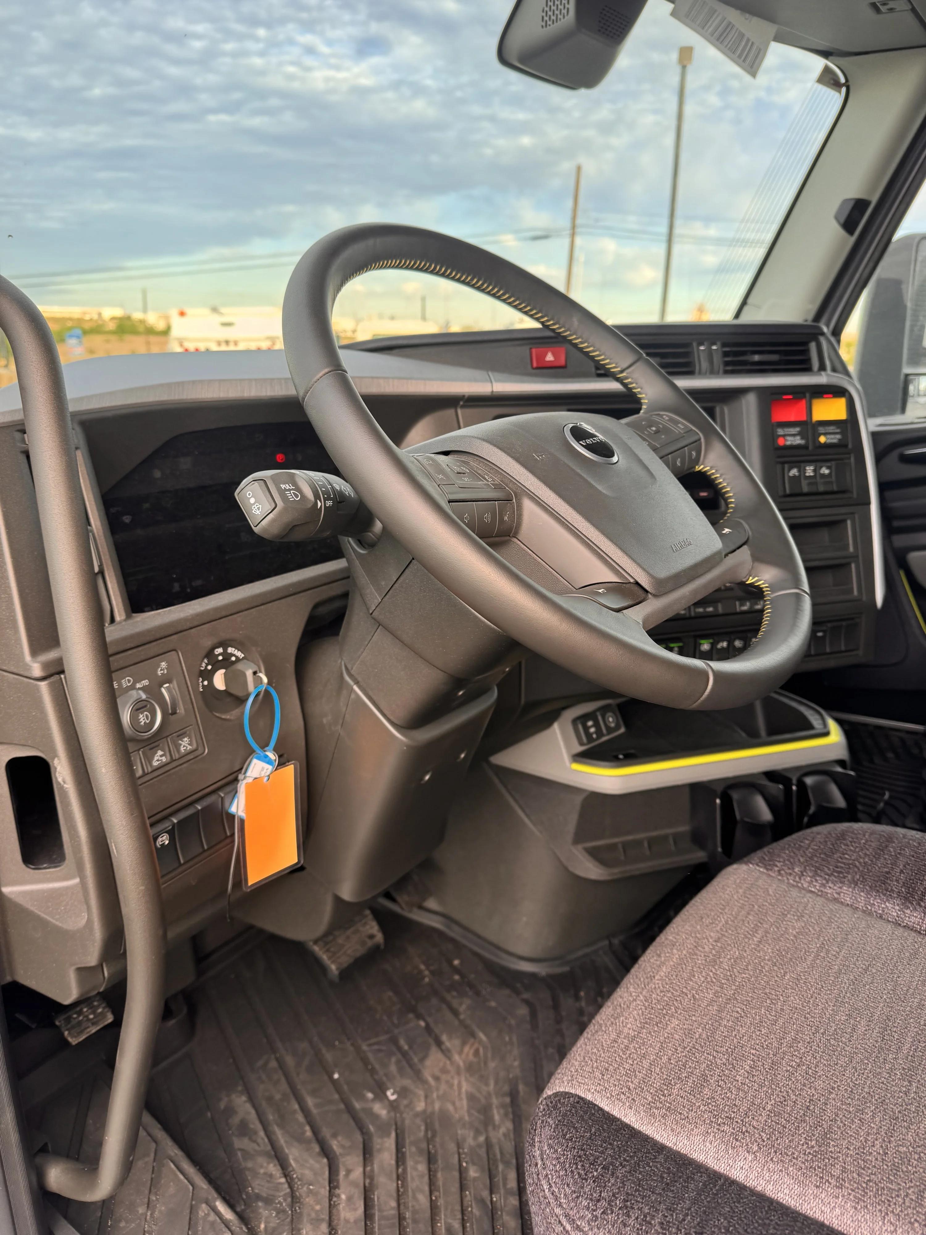 2026 Volvo in AUSTIN, TX — photo 12