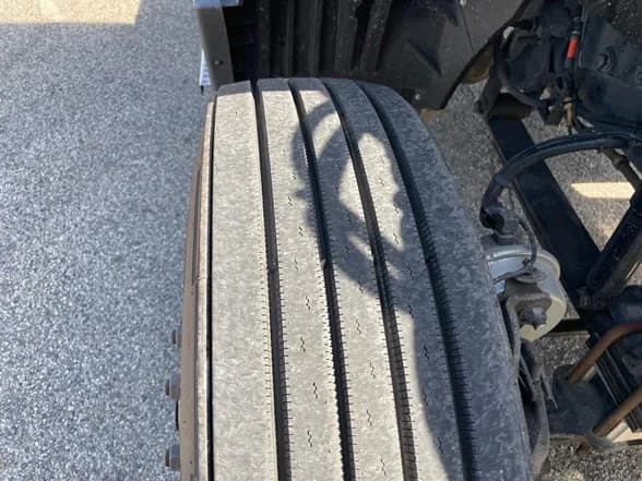 2023 International LT in MI — photo 9