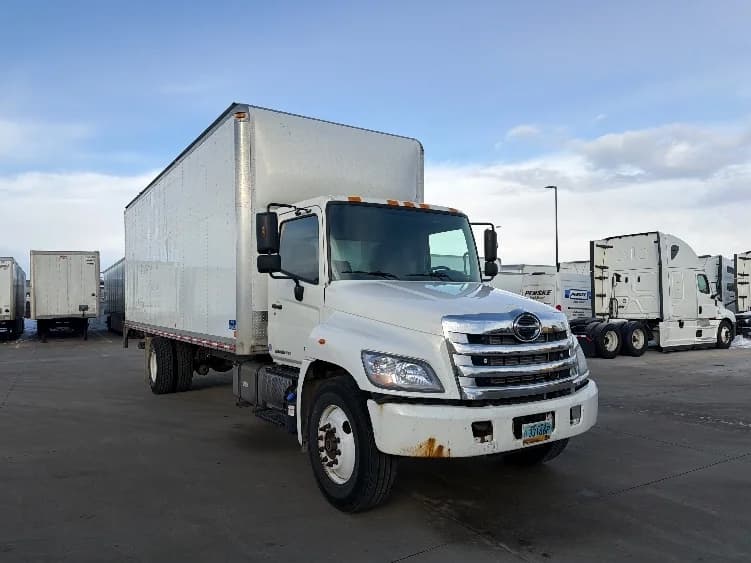 2013 Hino 338