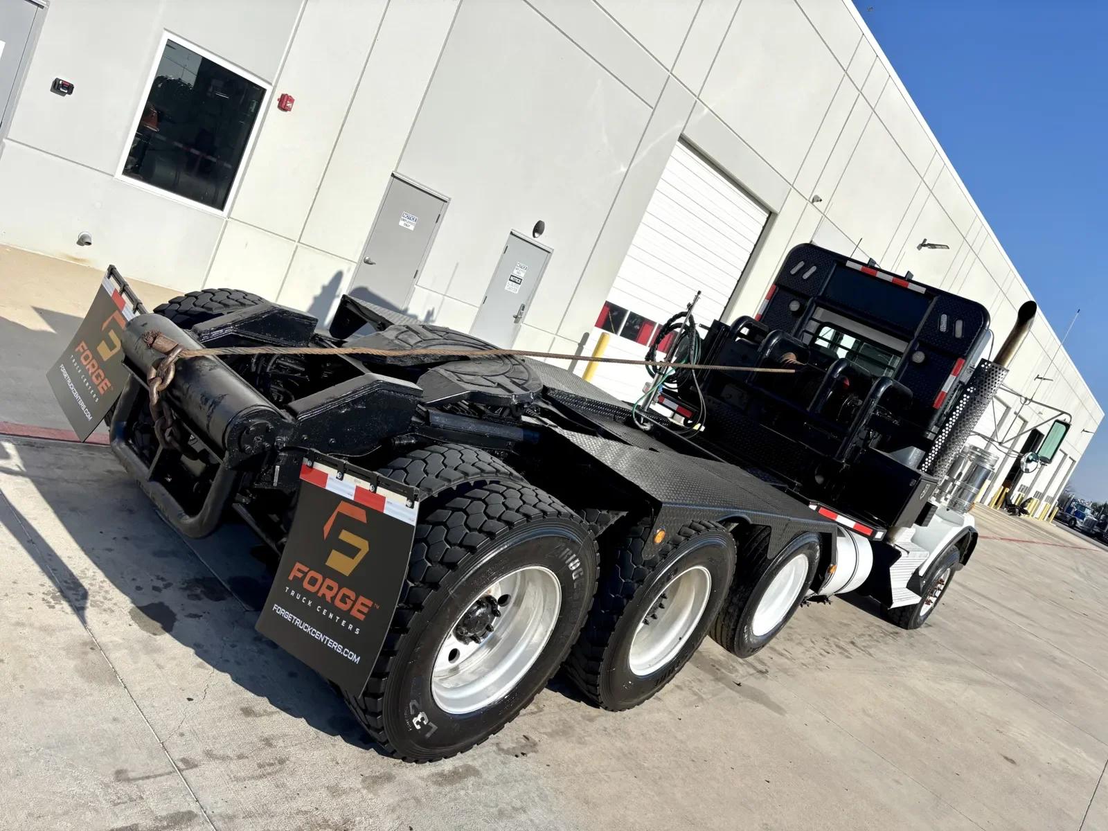 2012 Kenworth T800 in Hutchins, TX — photo 11