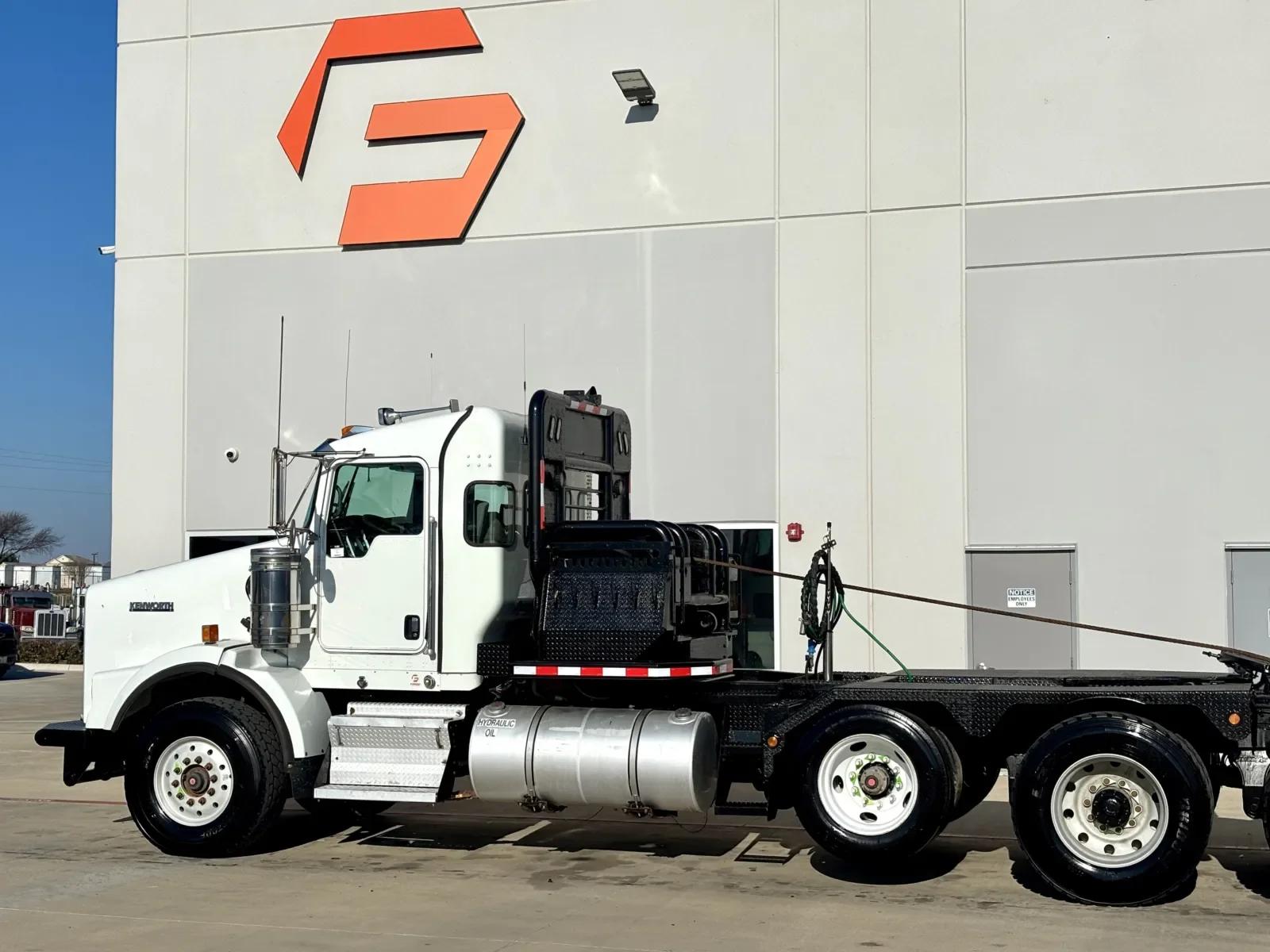 2012 Kenworth T800 in Hutchins, TX — photo 8