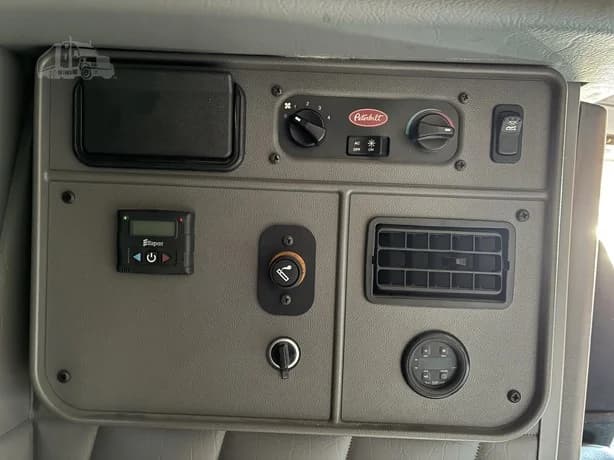 2024 Peterbilt 389 in Missoula, MT — photo 13