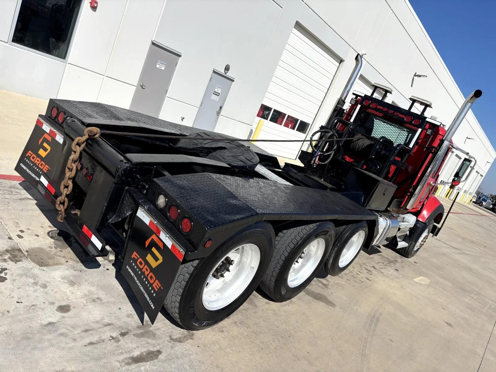 2016 Mack Granite in Hutchins, TX — photo 11