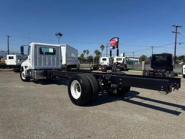 2026 Hino L6 in Fontana, CA — photo 9